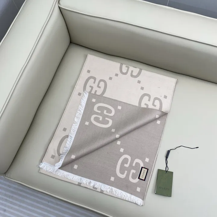 スーパーコピー グッチ マフラー