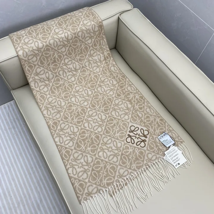 スーパーコピー ロエベ マフラー