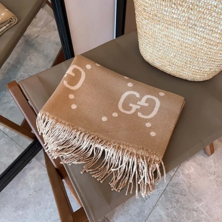 スーパーコピー グッチ マフラー