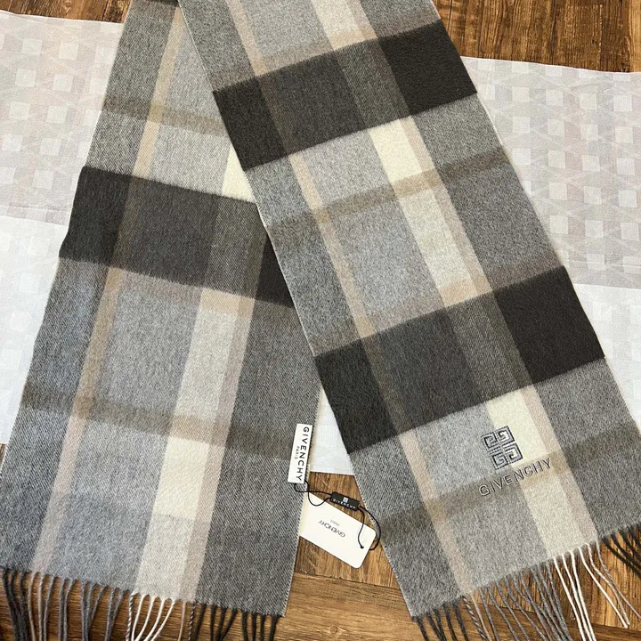 スーパーコピー ジバンシィ マフラー