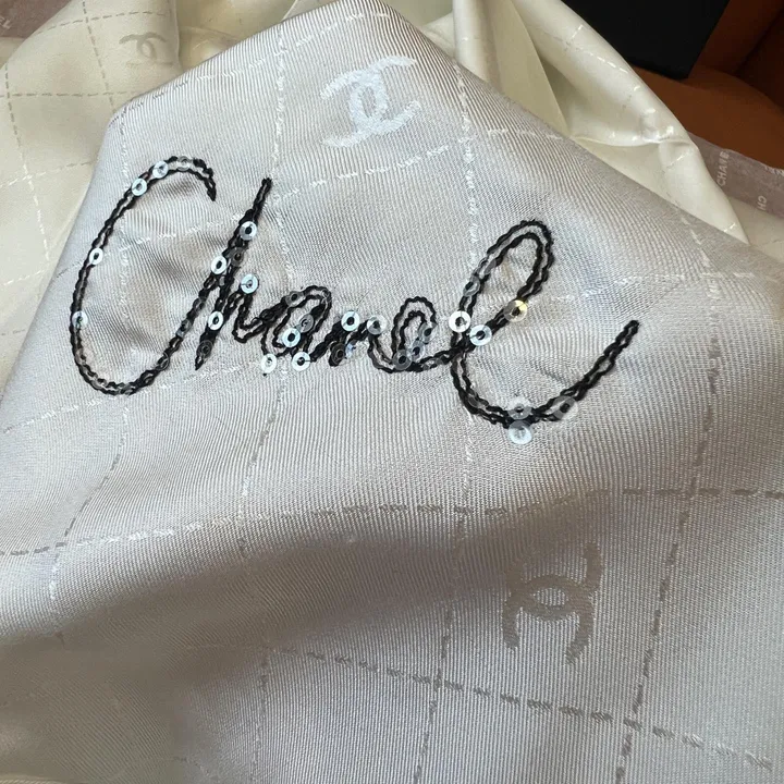 スーパーコピー シャネル マフラー