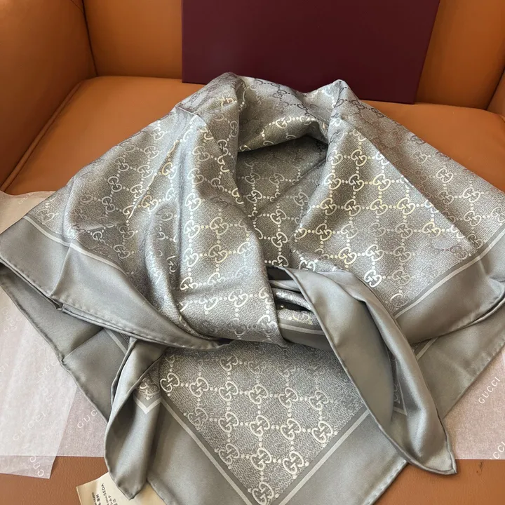 スーパーコピー グッチ マフラー