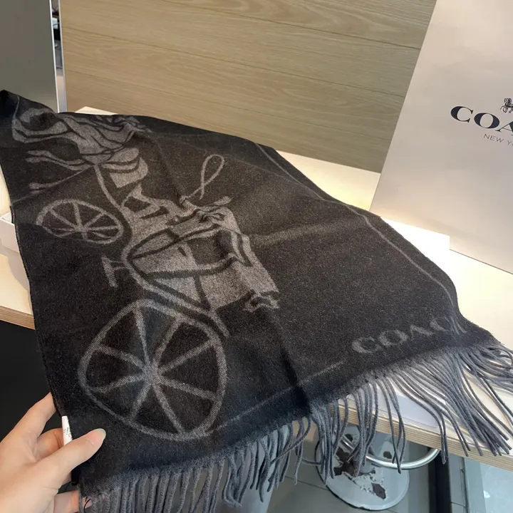 スーパーコピー コーチ マフラー