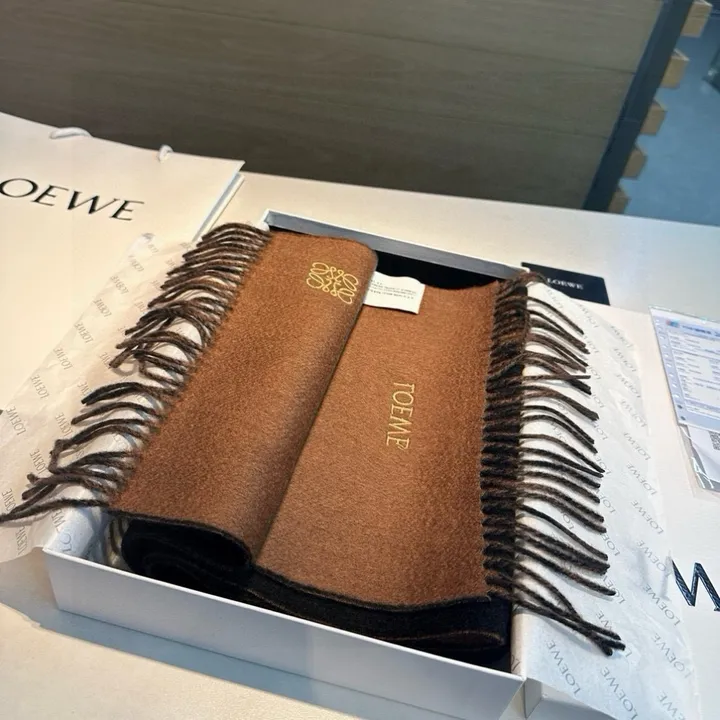 スーパーコピー ロエベ マフラー