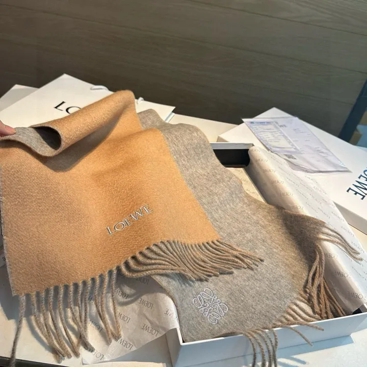 スーパーコピー ロエベ マフラー