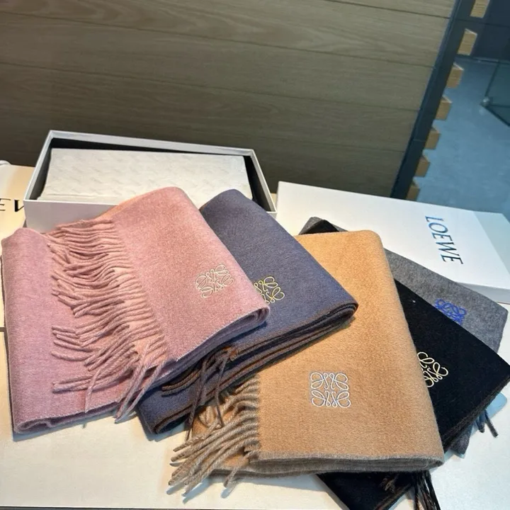 スーパーコピー ロエベ マフラー