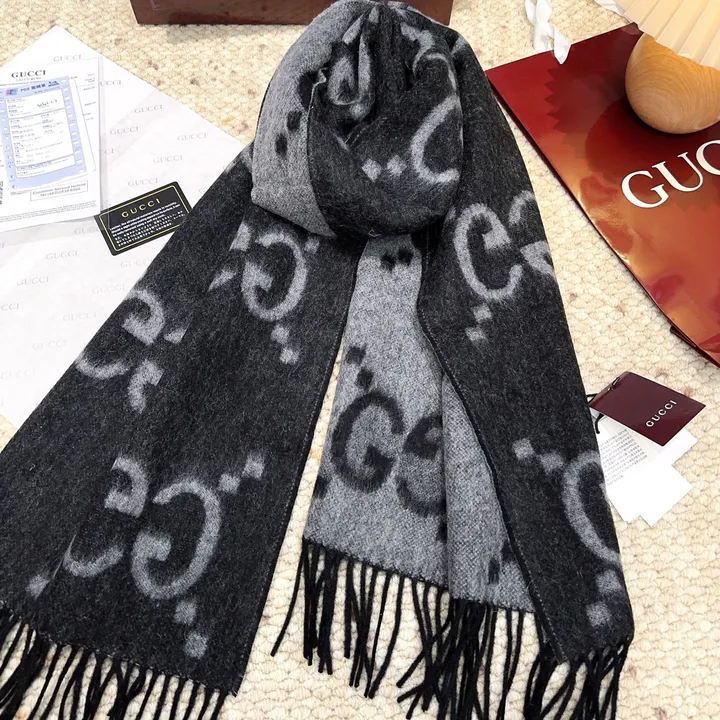 スーパーコピー グッチ マフラー