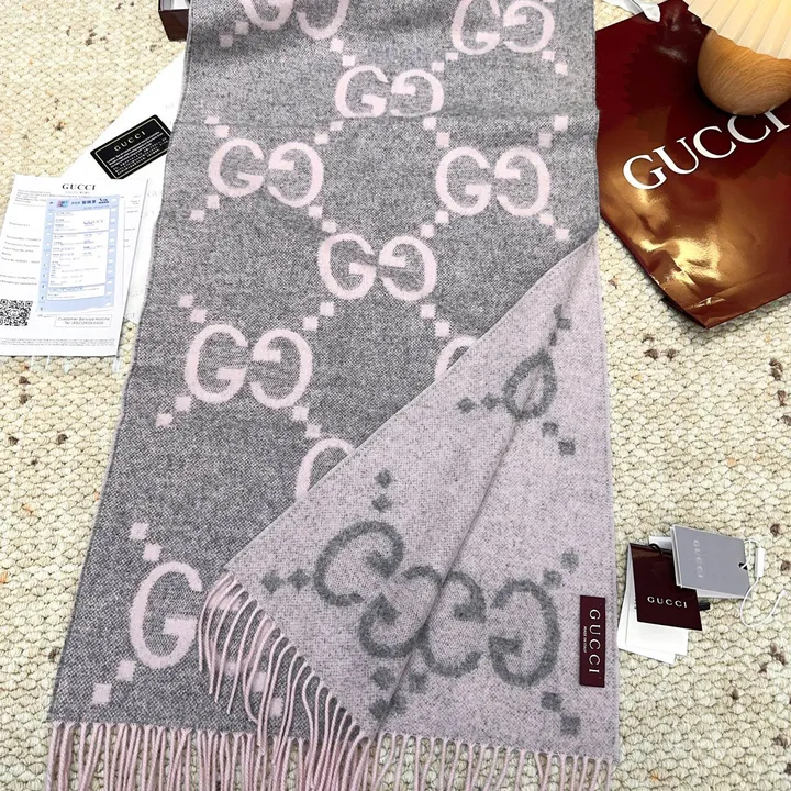 スーパーコピー グッチ マフラー