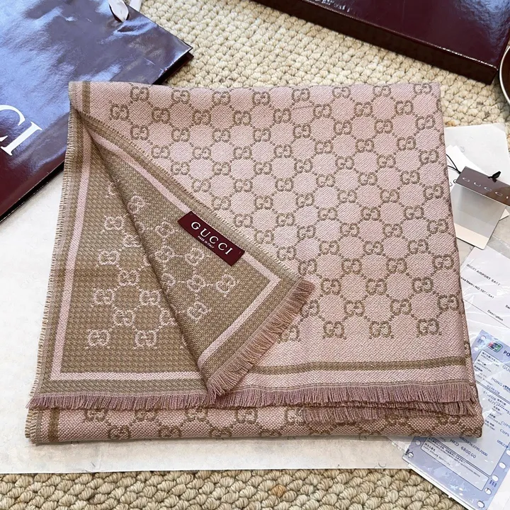 スーパーコピー グッチ マフラー