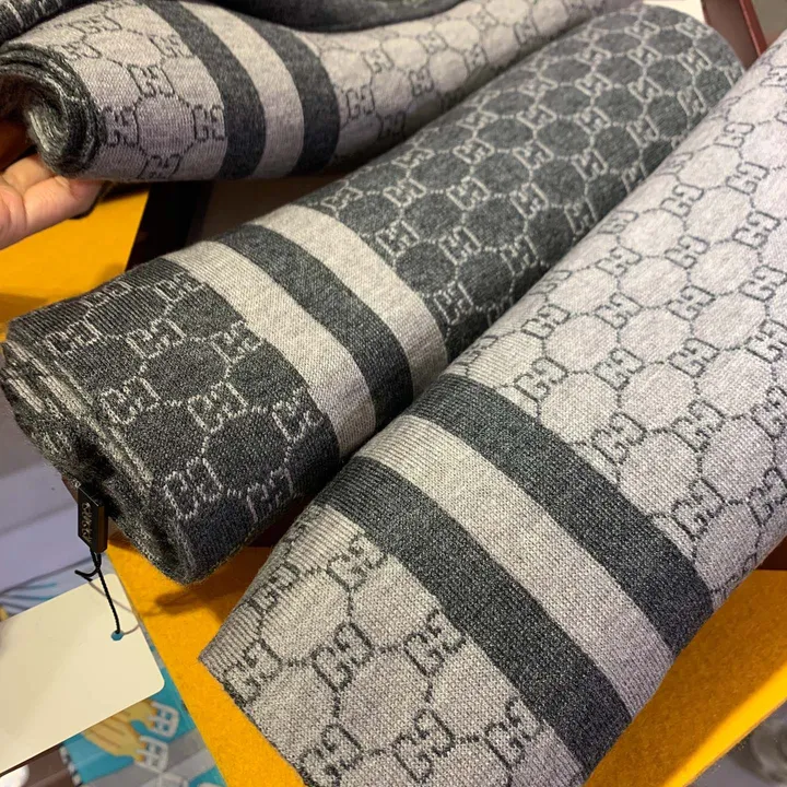 スーパーコピー グッチ マフラー