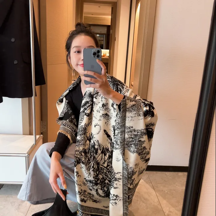 スーパーコピー ディオール マフラー