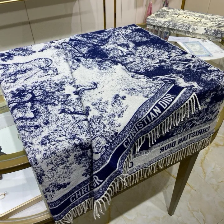 スーパーコピー ディオール マフラー