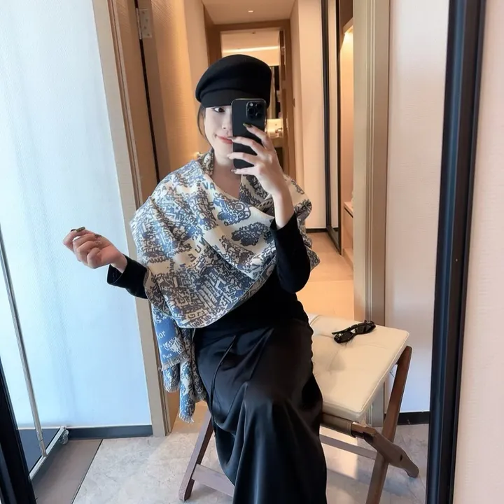 スーパーコピー ディオール マフラー