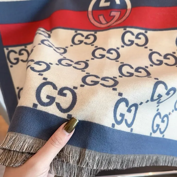 スーパーコピー グッチ マフラー