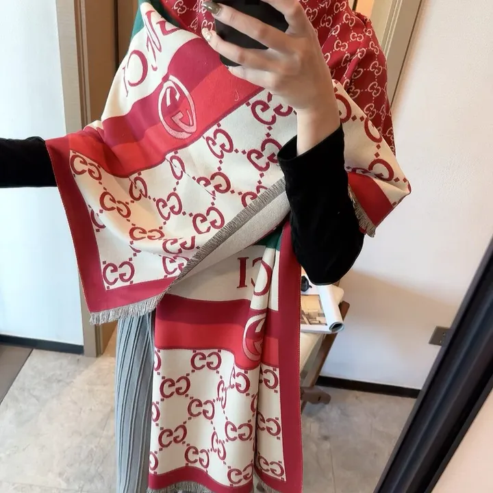 スーパーコピー グッチ マフラー