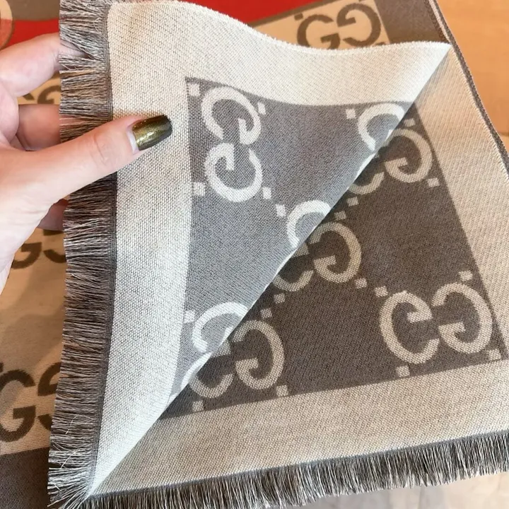 スーパーコピー グッチ マフラー