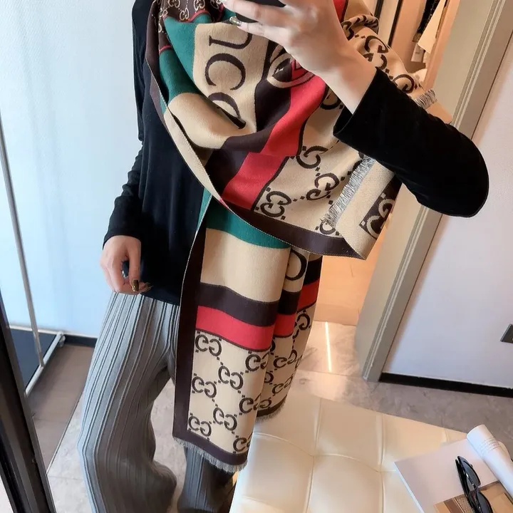 スーパーコピー グッチ マフラー