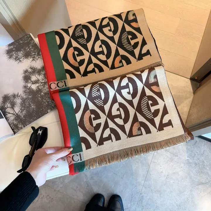 スーパーコピー グッチ マフラー