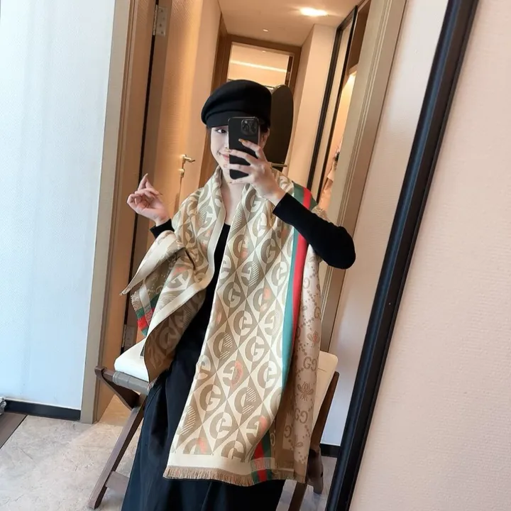 スーパーコピー グッチ マフラー