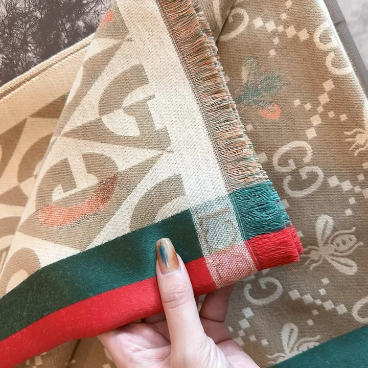 スーパーコピー グッチ マフラー