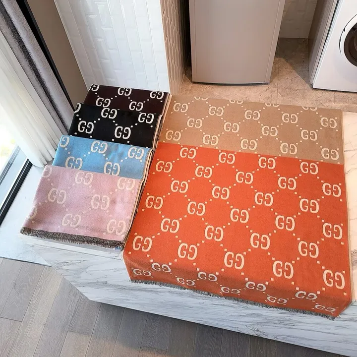 スーパーコピー グッチ マフラー