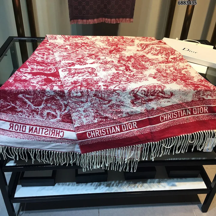 スーパーコピー ディオール マフラー