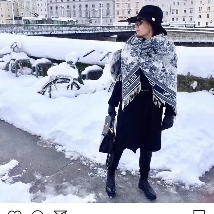 スーパーコピー ディオール マフラー