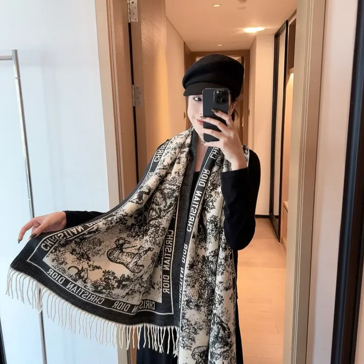 スーパーコピー ディオール マフラー