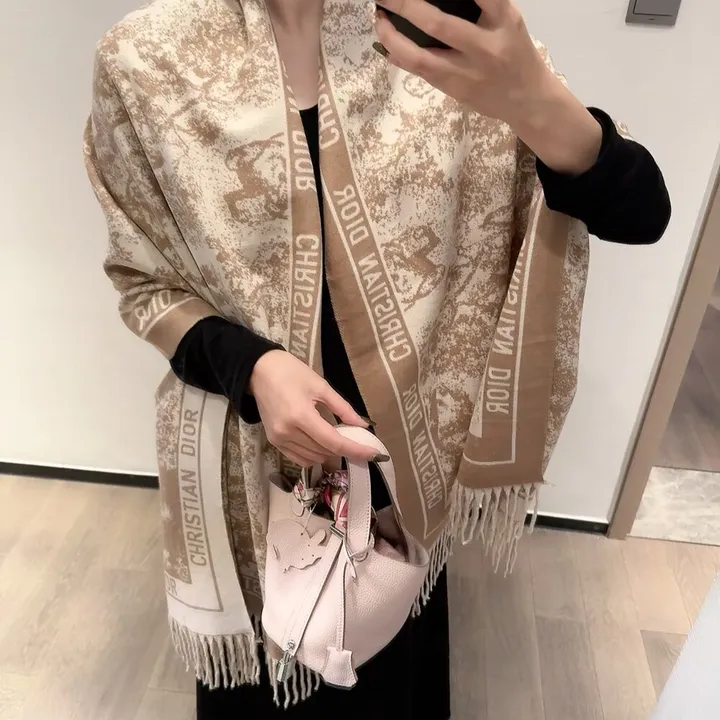 スーパーコピー ディオール マフラー