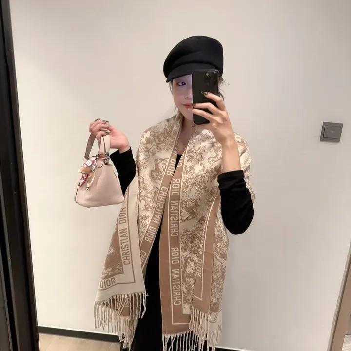 スーパーコピー ディオール マフラー