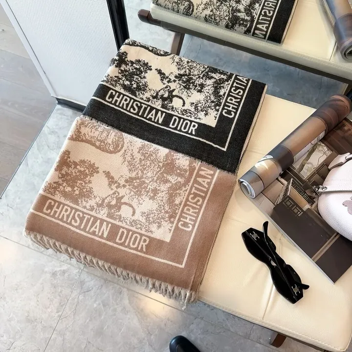 スーパーコピー ディオール マフラー