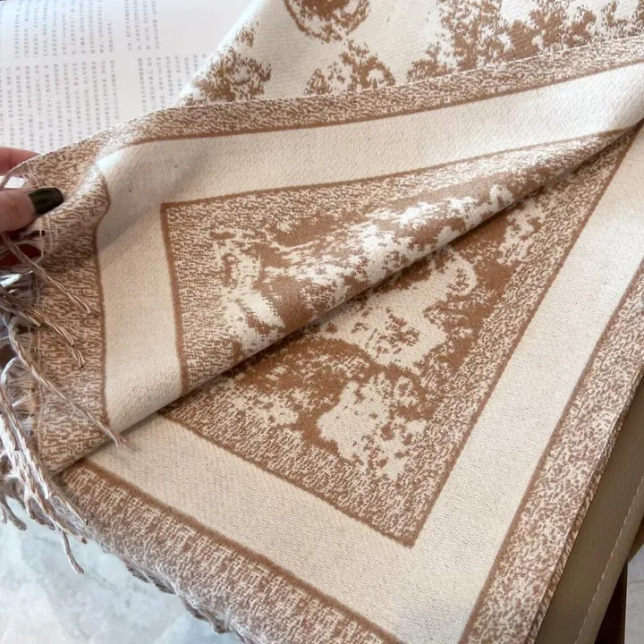 スーパーコピー ディオール マフラー