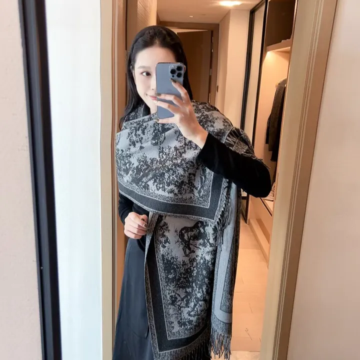 スーパーコピー ディオール マフラー