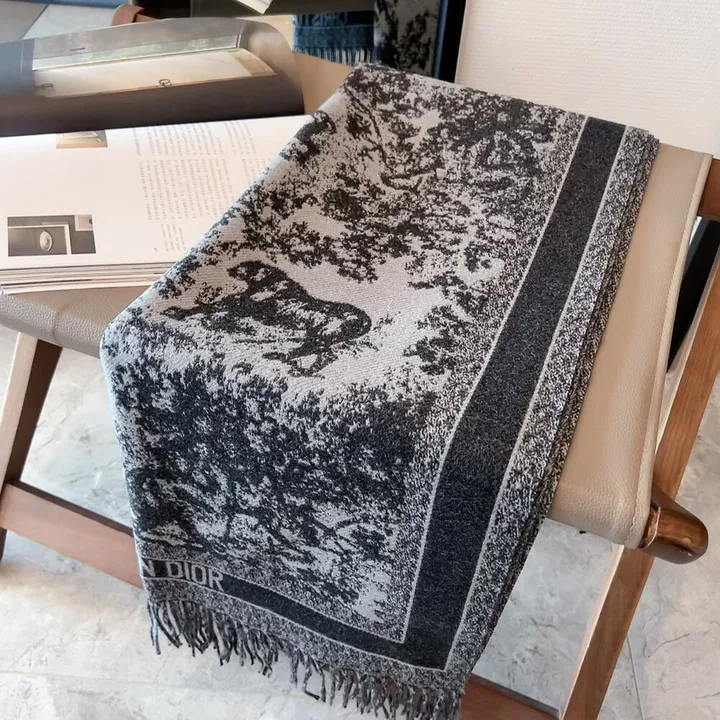 スーパーコピー ディオール マフラー