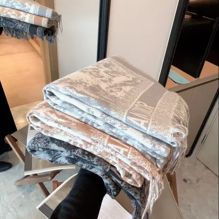 スーパーコピー ディオール マフラー