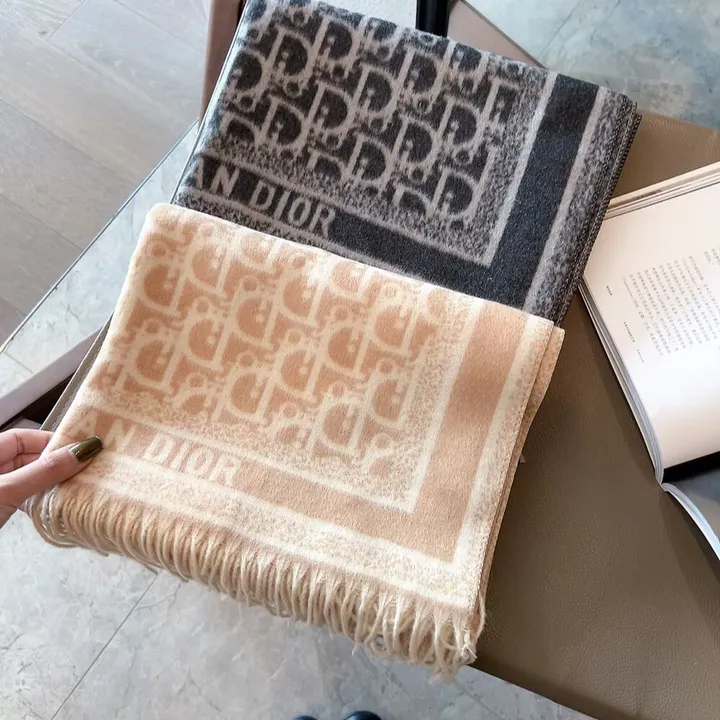 スーパーコピー ディオール マフラー