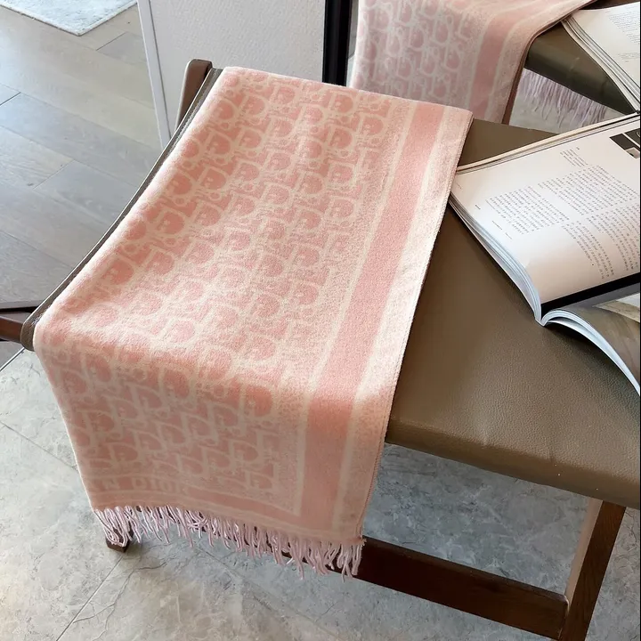 スーパーコピー ディオール マフラー