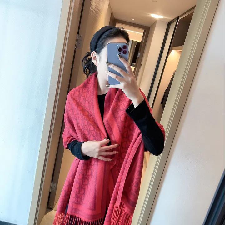 スーパーコピー ディオール マフラー