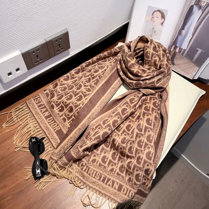 スーパーコピー ディオール マフラー