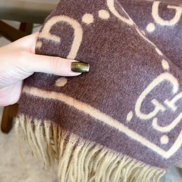 スーパーコピー グッチ マフラー