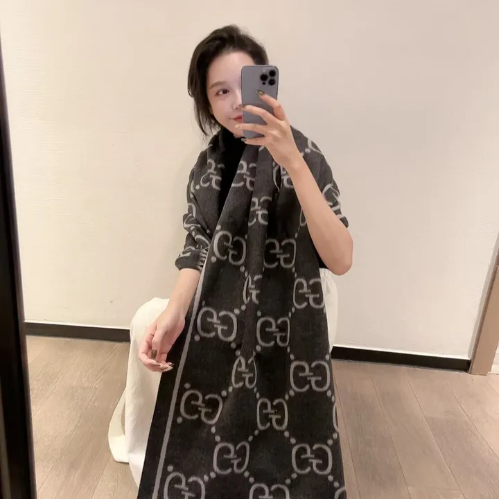 スーパーコピー グッチ マフラー