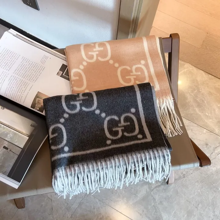 スーパーコピー グッチ マフラー