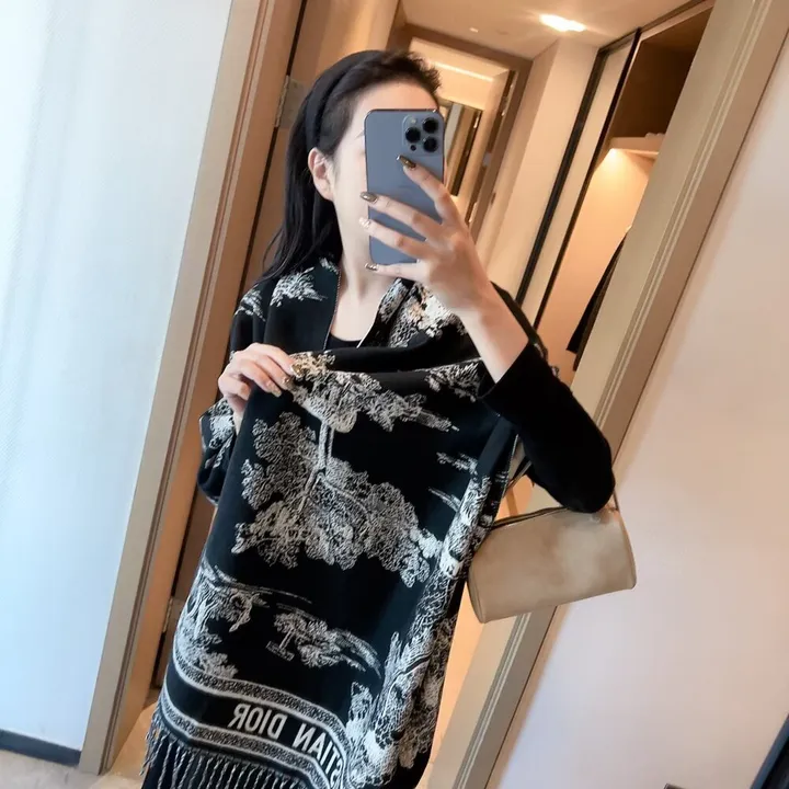 スーパーコピー ディオール マフラー