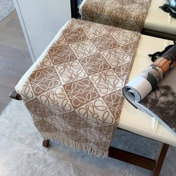 スーパーコピー ロエベ マフラー