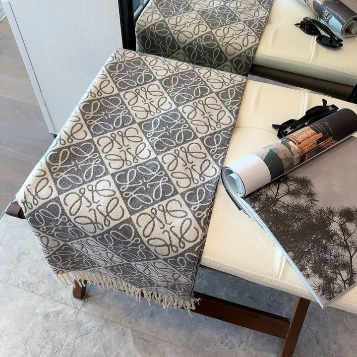 スーパーコピー ディオール マフラー