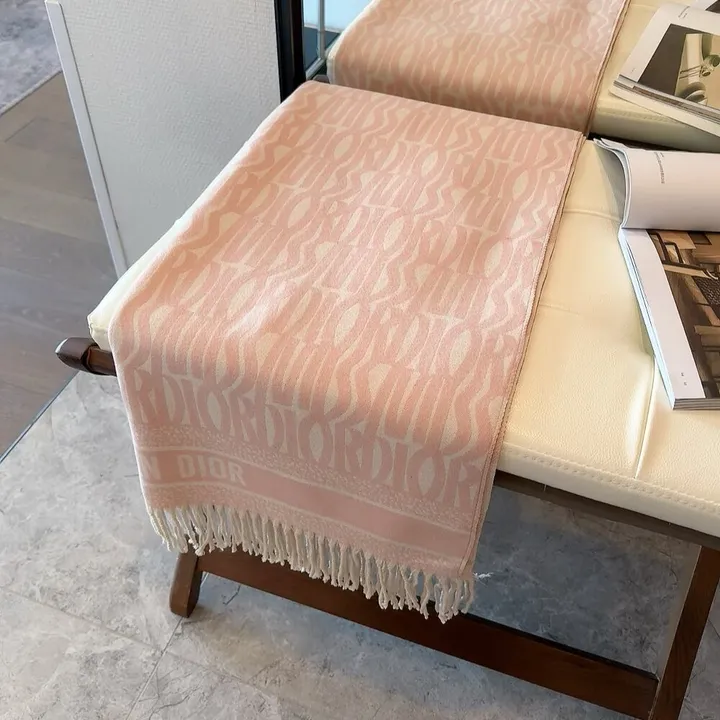 スーパーコピー ディオール マフラー