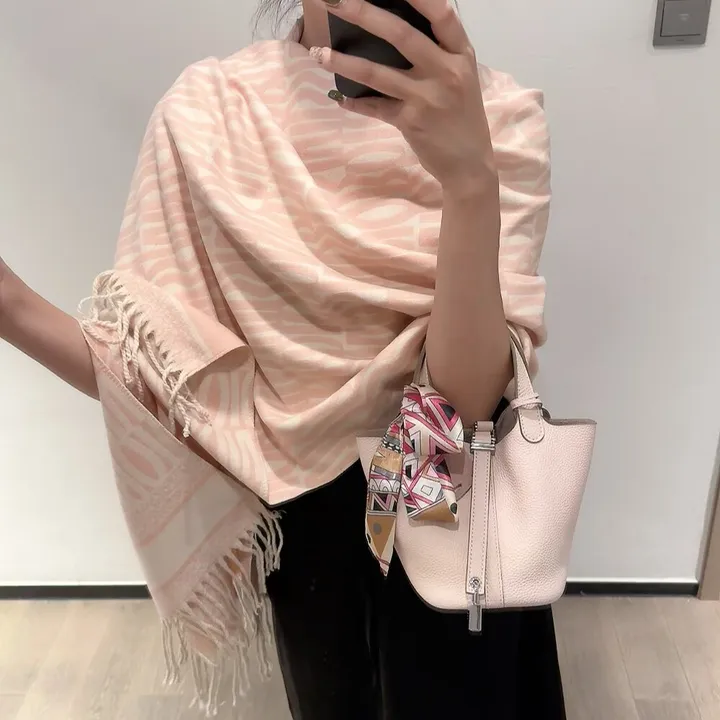 スーパーコピー ディオール マフラー