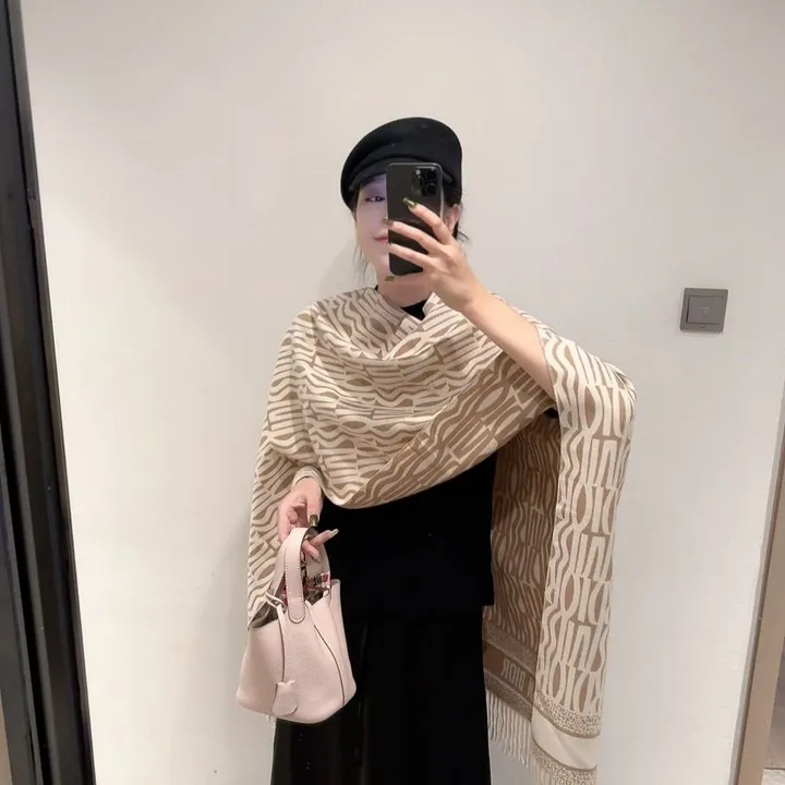 スーパーコピー ディオール マフラー