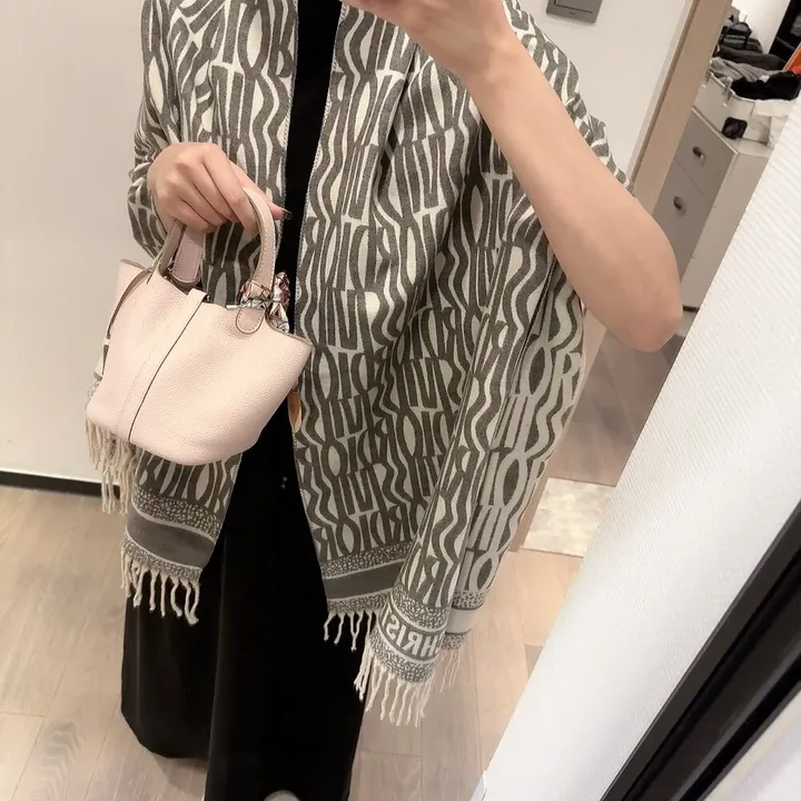 スーパーコピー ディオール マフラー