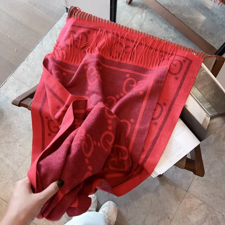 スーパーコピー グッチ マフラー